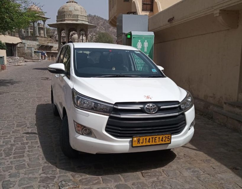 Udaipur Airport : Private Transfer To/From Udaipur Hotels