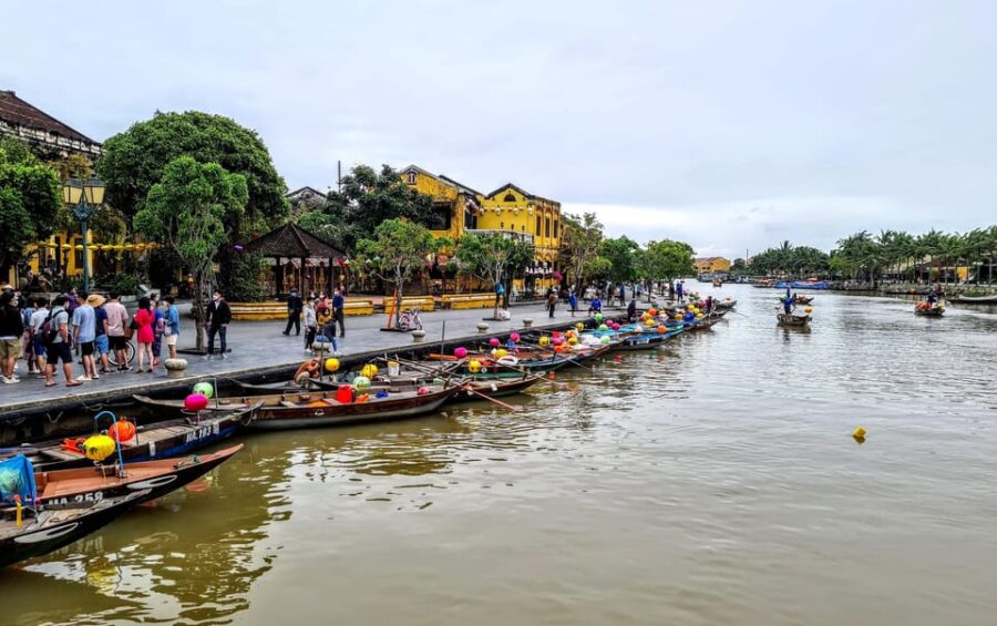 My Son Sanctuary: Rice Paper Making & Hoi An Boat Ride Tour