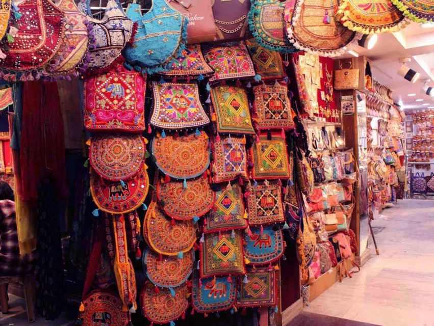Jaipur: Exclusive Private Shopping Tour With Pick-Up & Drop