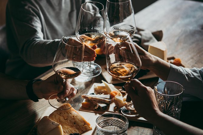 Bologna Exclusive Italian Wine Tasting in the Centre