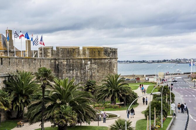 3 Best Private Car With Driver Services In Rennes