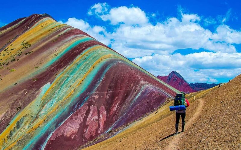 From Cusco: Rainbow Mountain Tour and Puno 5D/4N + Hotel ★★★ - Key Points