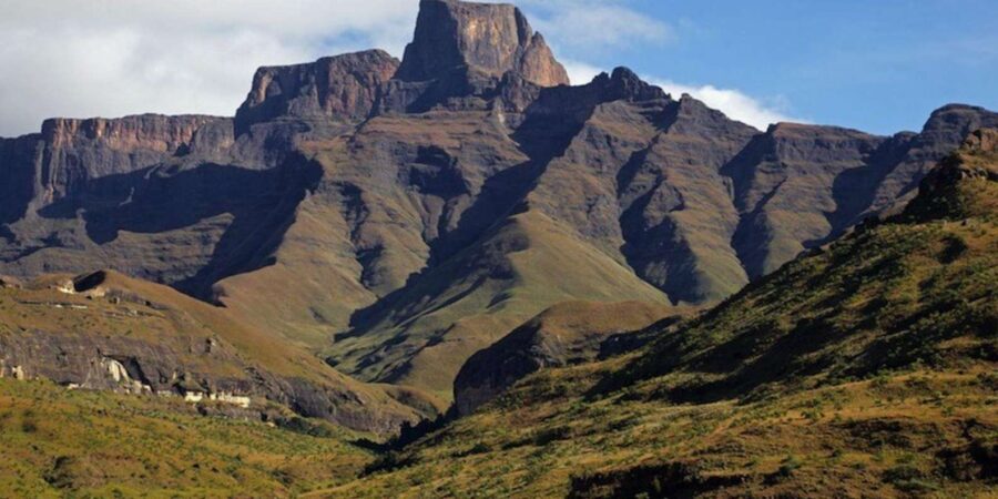 Drakensberg Mountain & Mandela Capture Site Tour From Durban