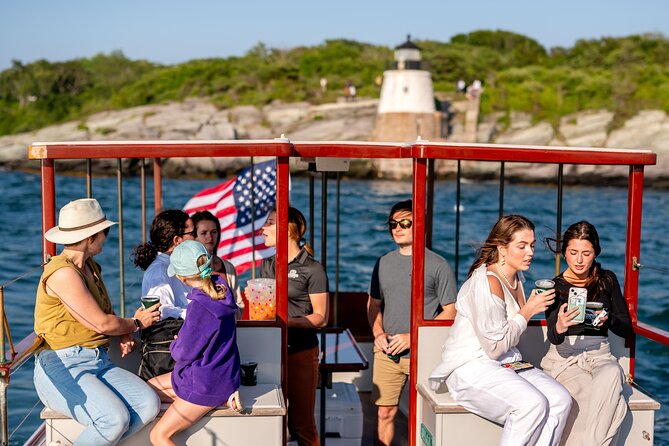 Newport Lighthouse and Mimosa Cruise - Key Points