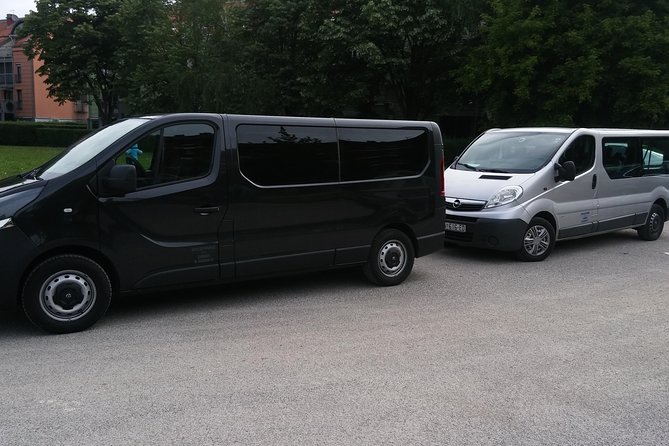 PRIVATE Transfer: From Zagreb to Split With Plitvice Lakes Tour