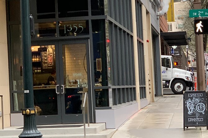 Smartphone-Guided Walking Tour of Downtown Portland