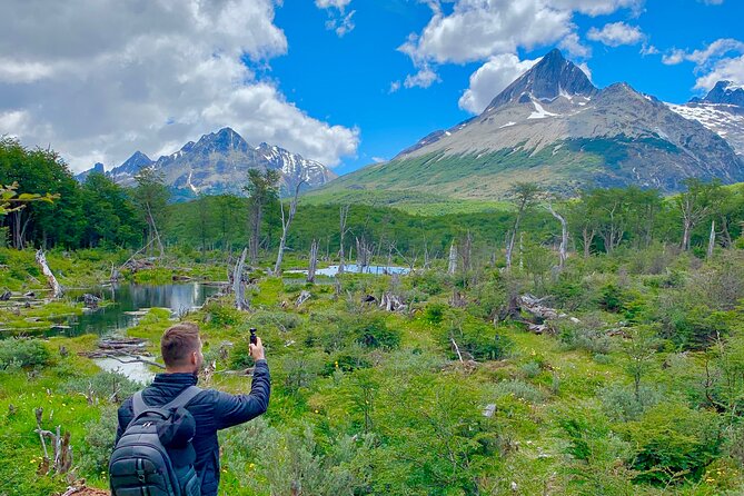Tour Laguna Esmeralda in Summer in Ushuaia