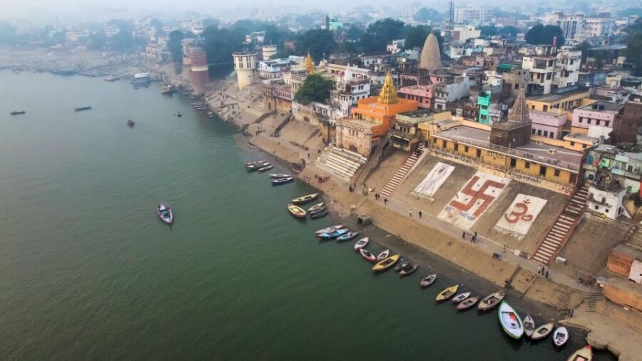 Varanasis Burning Ghats: A Boat Tour