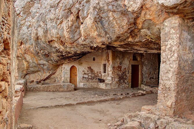 Chania: Hiking Through History and Hidden Gems at Katholiko Bay - Exploring the Chania Adventure