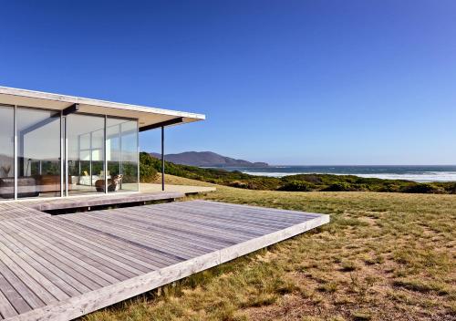 Cloudy Bay Beach House - Property Overview