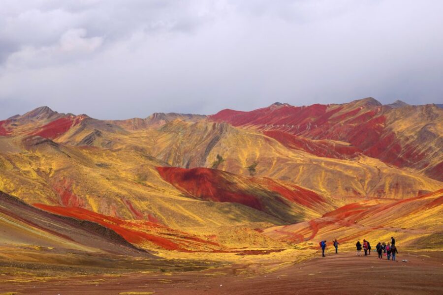 Cusco: Full-Day Private Hike to Palcoyo Rainbow Mountain