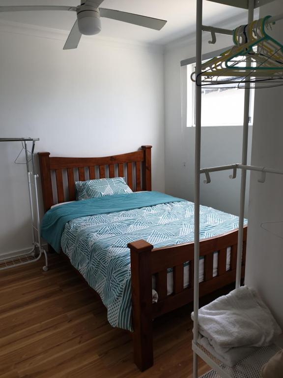 DIANELLA Budget Rooms Happy Place to Stay Review