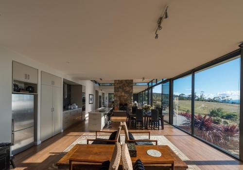 Dragonfly Lodge - Property Overview