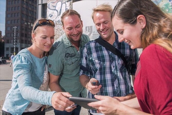 E-Scavenger Hunt Mons: Explore the City at Your Own Pace