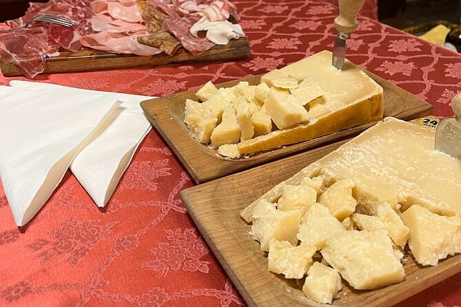 From Bologna: Parmesan Cheese & Balsamic Vinegar TourLunch