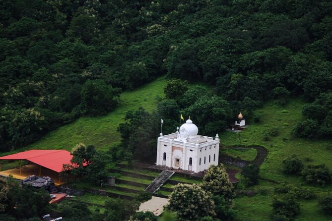 Full-Day Tour of Sinhagad Fort and Kadakwasla Lake From Pune