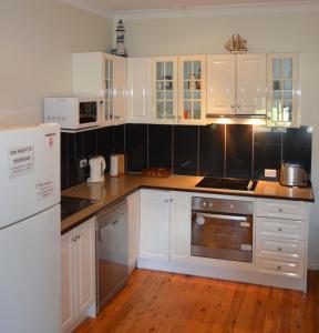 Husky House - Property Overview