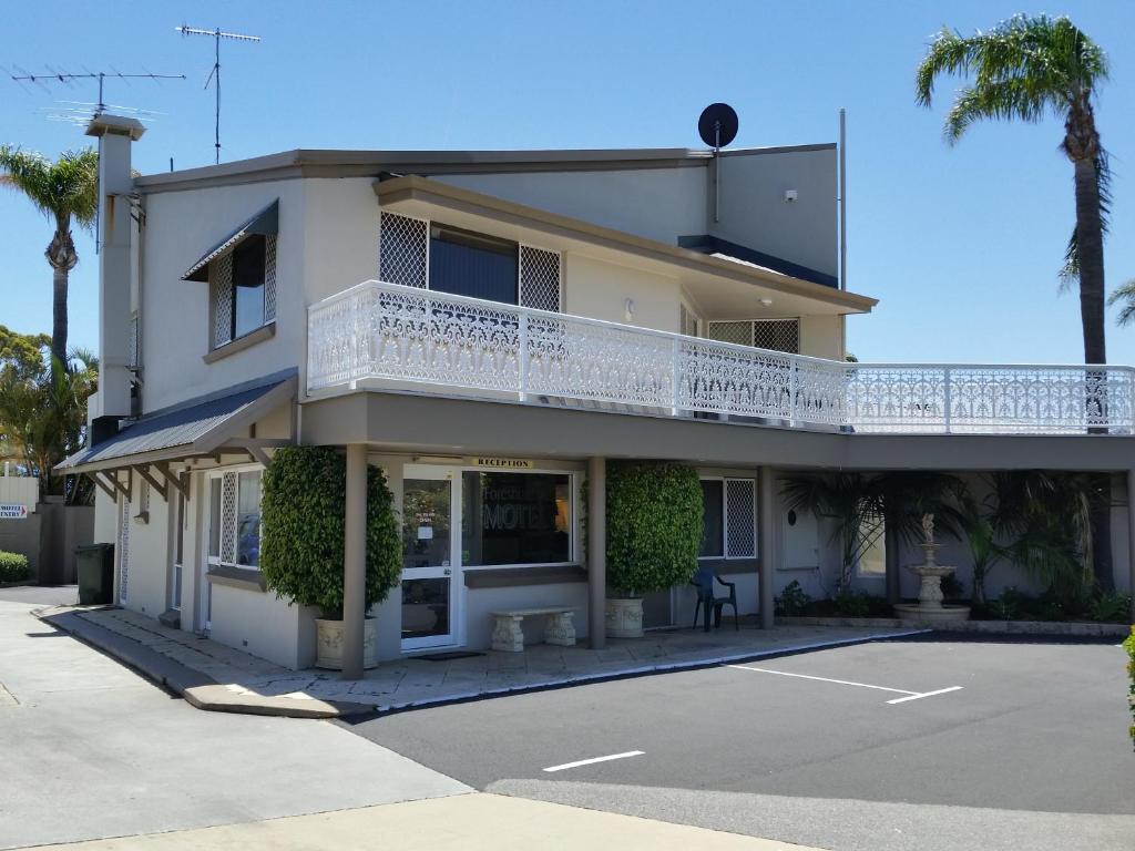 Mandurah Foreshore Motel Review