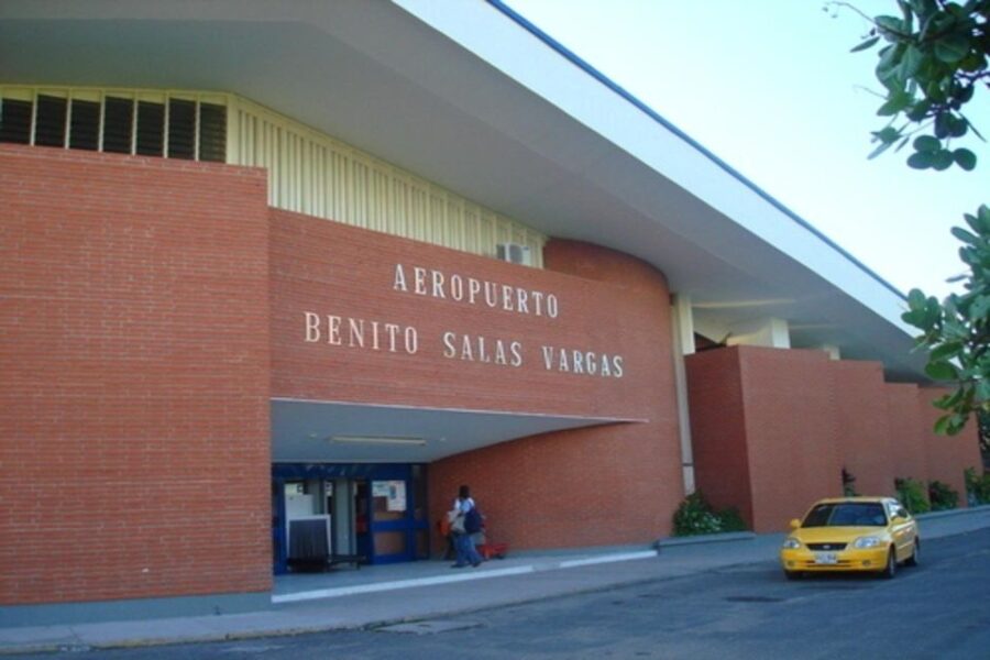 Neiva: Benito Salas Airport One Way Transfer