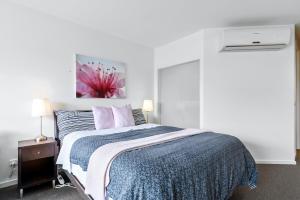 On the Beach - FREE WIFI & NETFLIX - Property Overview