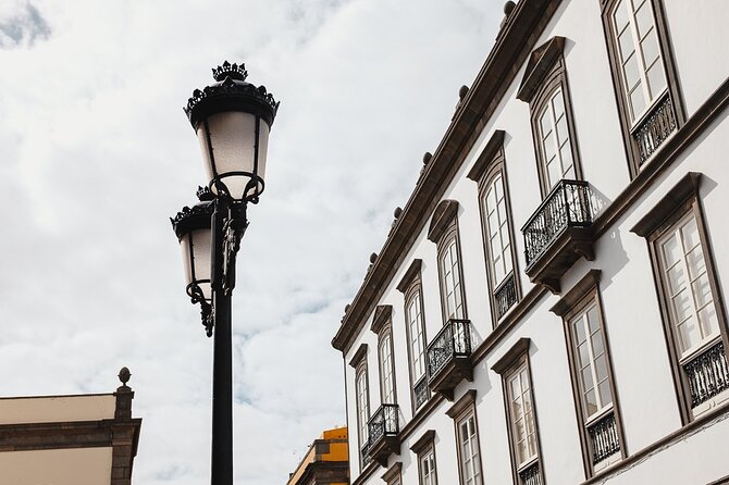 Photographic Walk Through the Old Town of Las Palmas - Discovering Architectural Gems in the Old Town