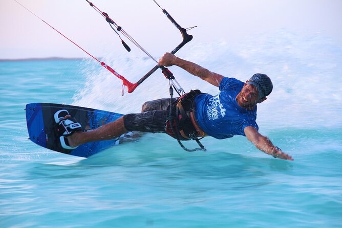 Private Discovery Kiteboarding Lesson in St. Petersburg