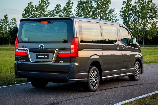 Private Round Trip Transfer Norman Manley Airport KIN to Runaway Bay by Minivan