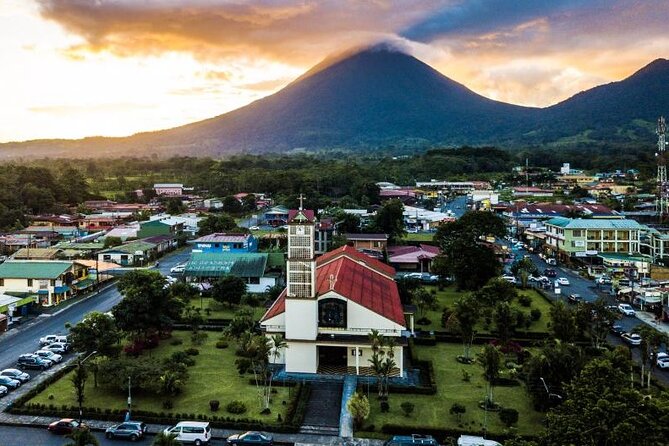 Shared Shuttle Monteverde to Arenal