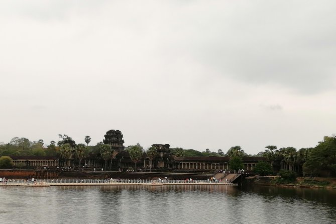 Siem Reap Car Charter 8 Hours (Choose Your Own Itinerary)