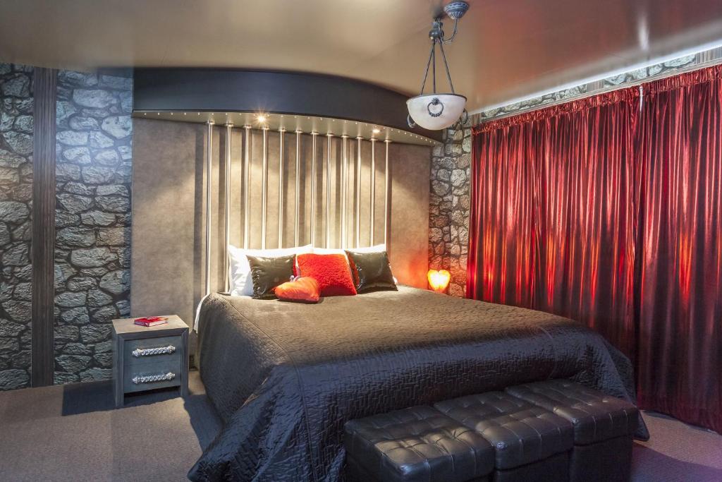 The Retreat at Froog Moore Park Review