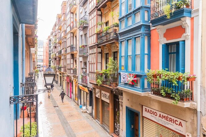 Transfer From Bilbao City Center to Bilbao Airport (Bio) - Additional Information