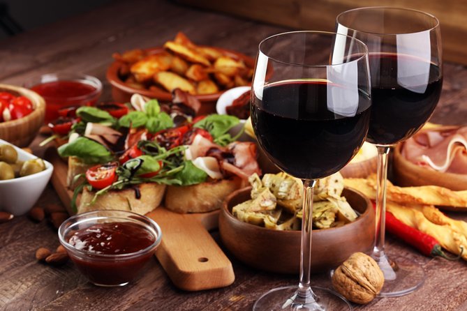 Turin Aperitivo Experience With a Local Host