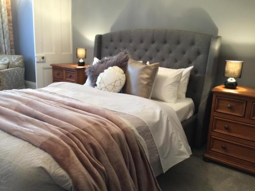 Blackwood House - Location and Accessibility