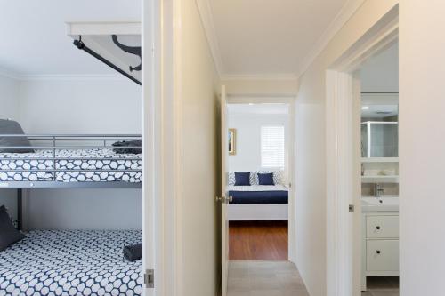 Blue Bay Beach Stay - Mandurah - Accommodation Details