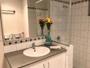 Little Shangri-La - Guest Experiences