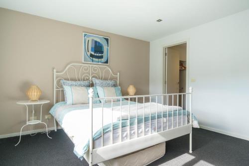 Our Escape at Rye - Modern Beachouse - Accommodation Details