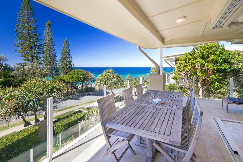 Penthouse Pool Paradise by the Beach Review