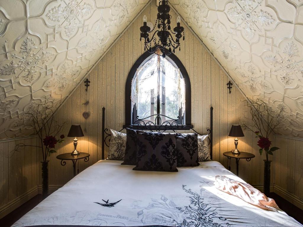 Silverleaf Cottage Review