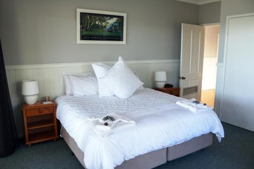 Valley View Luxury Retreat - Accommodation and Facilities
