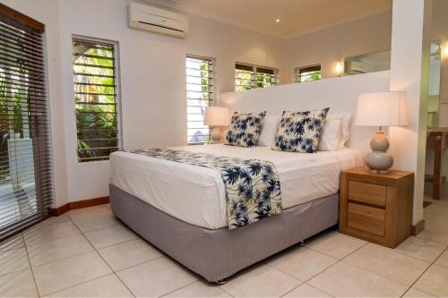 Hanalei Port Douglas - Private Pool - Accommodation and Amenities