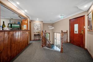 Oasis Inn Ulladulla - Welcoming Guests 18 Years and Older - Outdoor Facilities