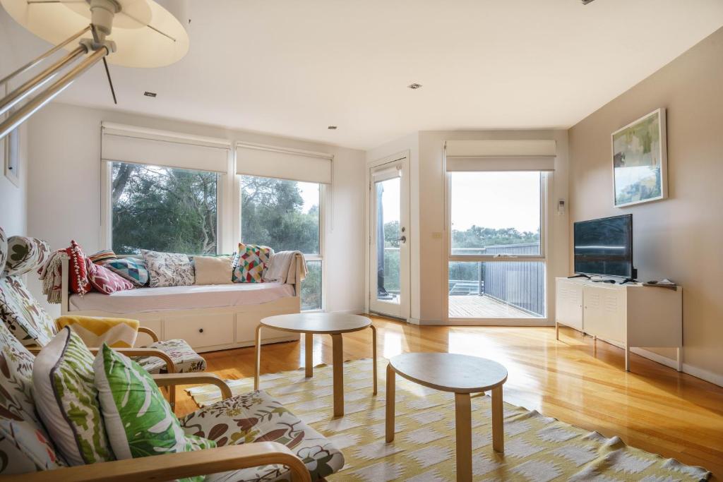 Our Escape at Rye – Modern Beachouse Review