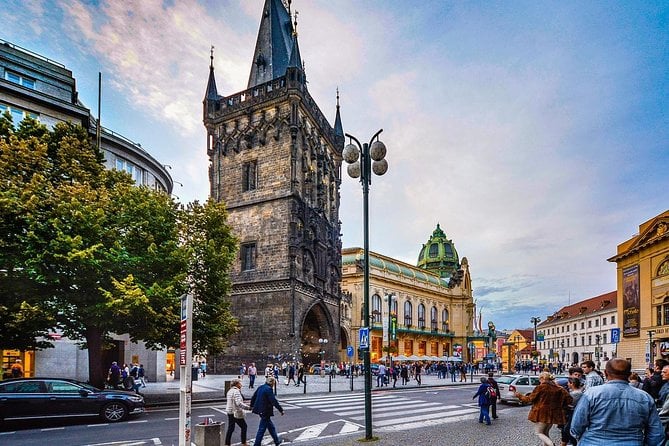 Private Transfer From Dresden to Prague With 2 Hours for Sightseeing - Duration and Schedule