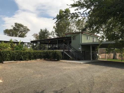 Riverside Farm Retreat - Amenities and Facilities