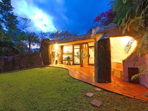 Wollumbin Palms Rainforest Retreat - Amenities and Facilities