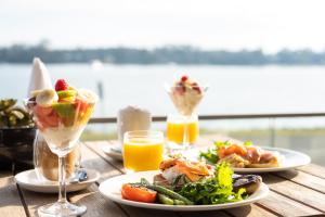 Ana Mandara Luxury Retreat - Dining and Culinary Delights