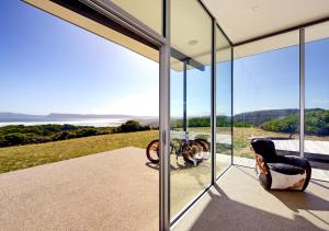 Cloudy Bay Beach House - Booking and Policies