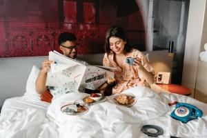 Hotel Indigo Sydney Potts Point, an IHG Hotel - Checking In and Out