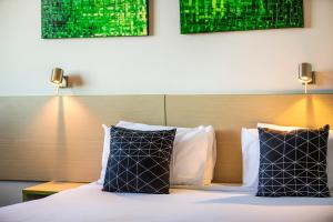 Nightcap at St Albans Hotel - Policies and House Rules