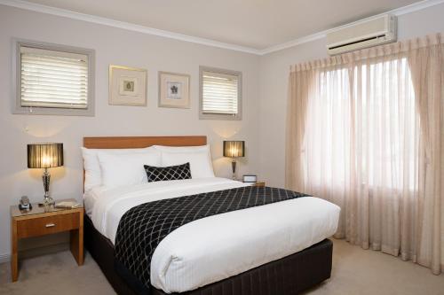 Ringwood Royale - Guest Ratings and Reviews
